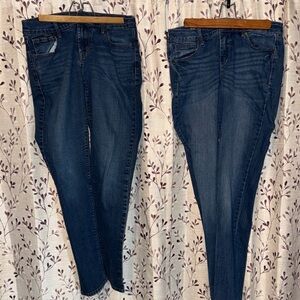Two Pairs Classic Dark Wash Women’s Jeans - Dark Blue size 6